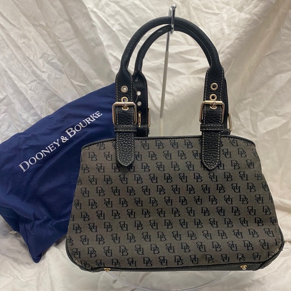 Authentic Dooney and Bourke handbag. - Picture 1 of 5